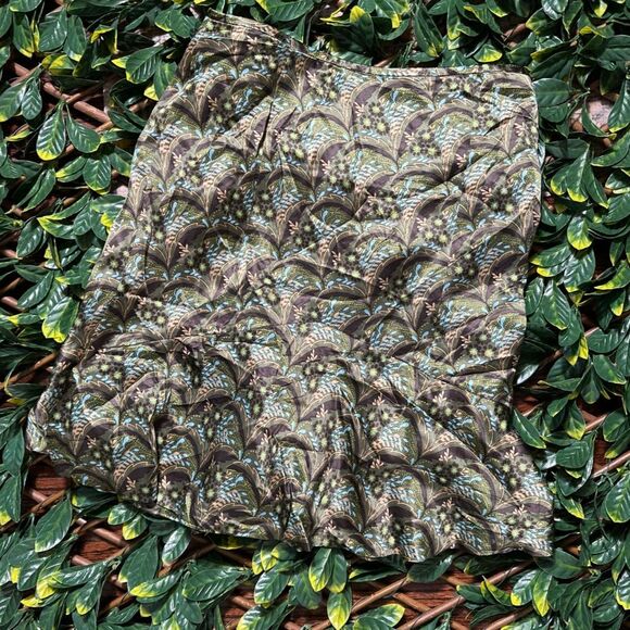 Vintage Ann Taylor Loft 100% Silk Green Paisley Knee Length Skirt Size 12P - Picture 1 of 6
